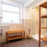 Charlot Apartament *